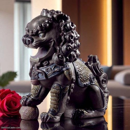 Lladro Oriental Lion (Black) – 01001985 Discontinued – Rare Collectible | Open Edition