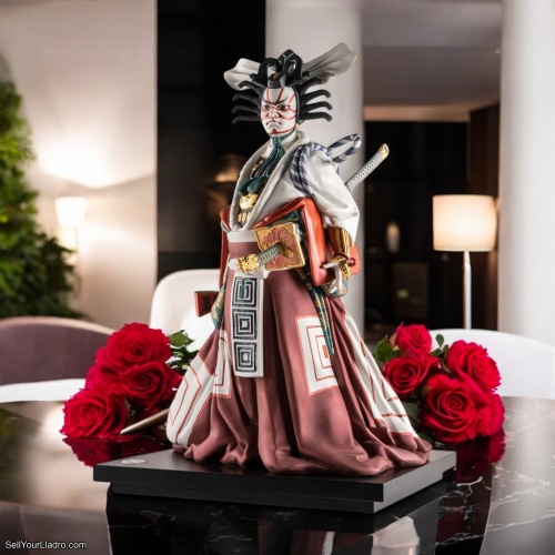 Lladro Japan-Kabuki Sculpture – Limited Edition High Porcelain Masterpiece SKU: 01002028