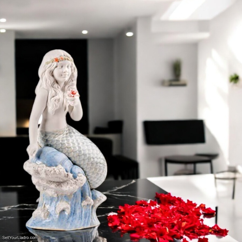 Lladró Ocean’s Little Mermaid – A Magical Tribute to Oceanic Elegance SKU: 01008998