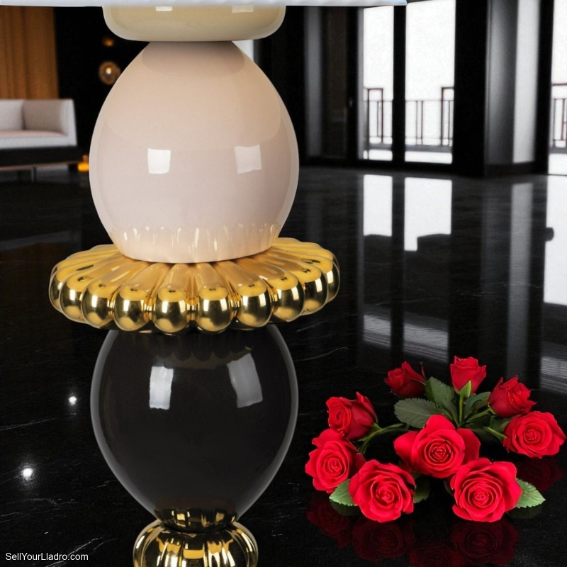 Lladro Firefly Floor Lamp – Pink & Golden Luster | Glazed Porcelain Art Lighting | Made in Spain | SKU: 01024004